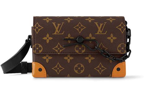 louis vuitton steamer wearable wallet.